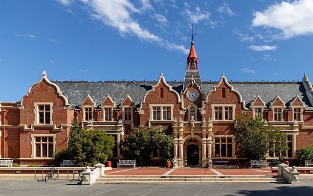 Lincoln University — Ivey Hall